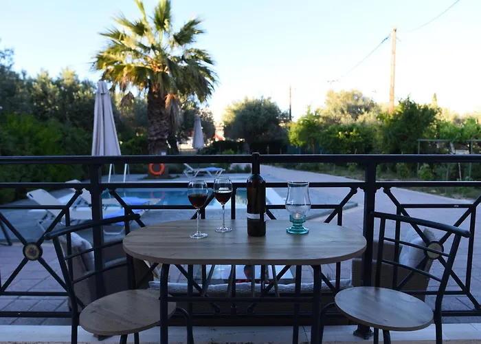 George Rhodes Βίλα *