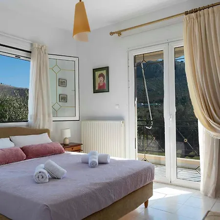 George Rhodes Villa *