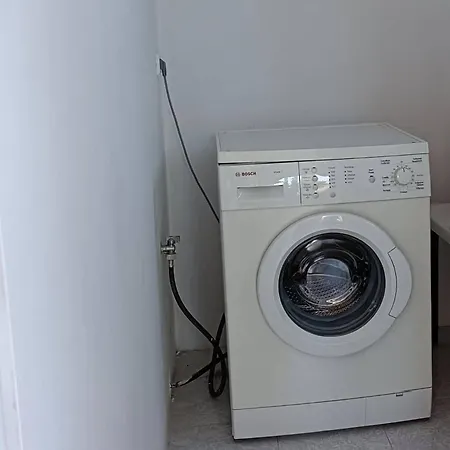 George Rhodes Вилла