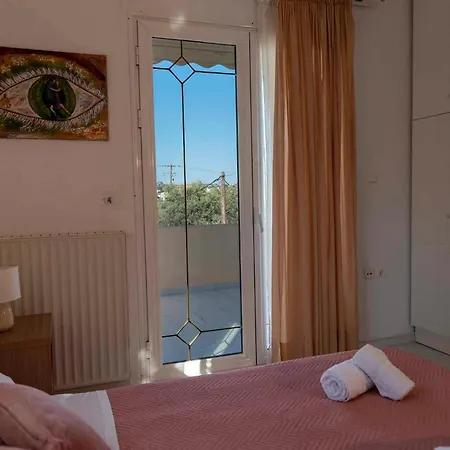 Вилла George Rhodes