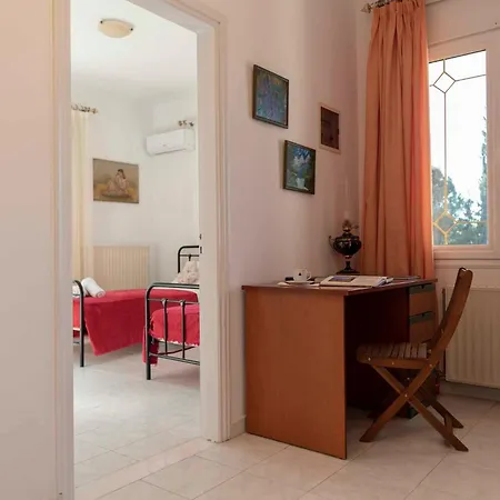 George Rhodes Вилла Архангелос