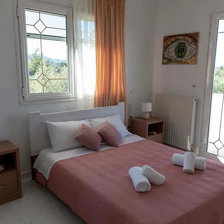 George Rhodes Архангелос